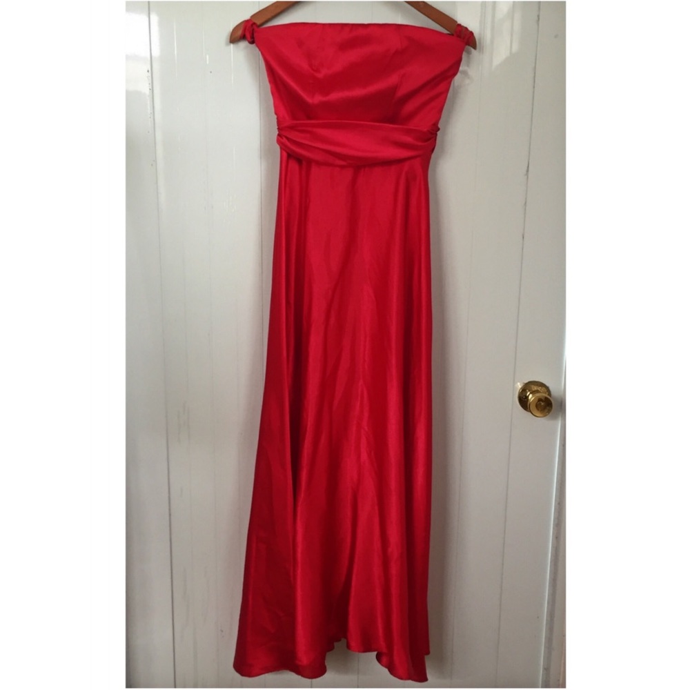 Red A-line Strapless Satin Dress
